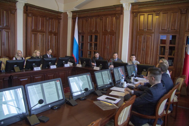 Обсуждается вопрос о внесении изменений в Кодекс Омской области об административных правонарушениях
