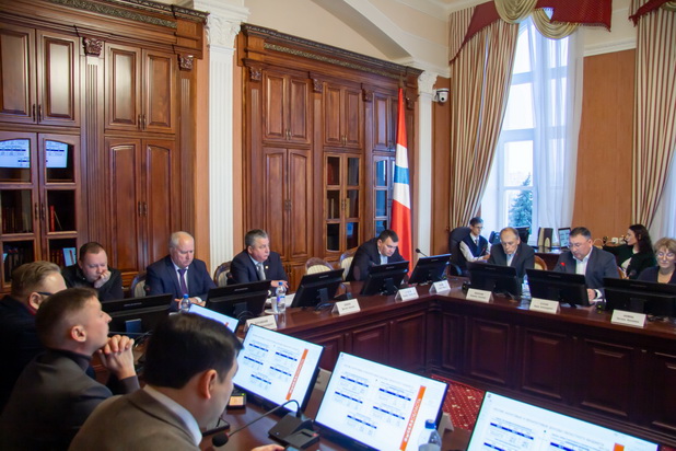 В режиме первого чтения