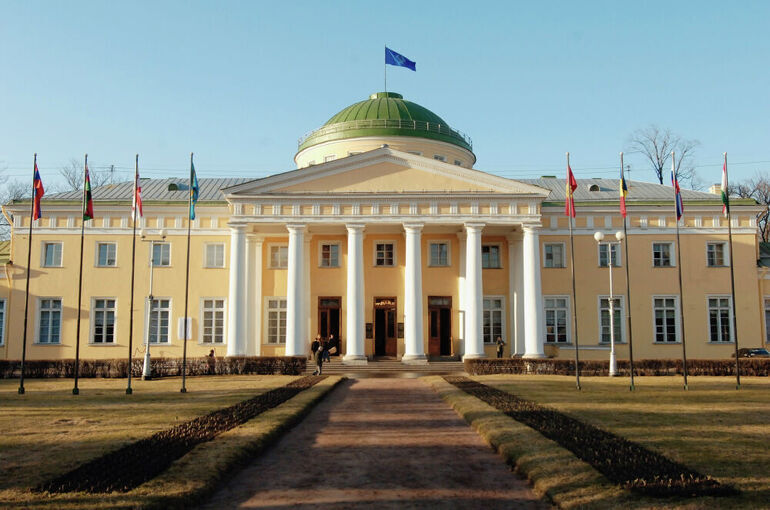 Александр Артемов обсудит с законодателями Российской Федерации актуальные вопросы развития страны