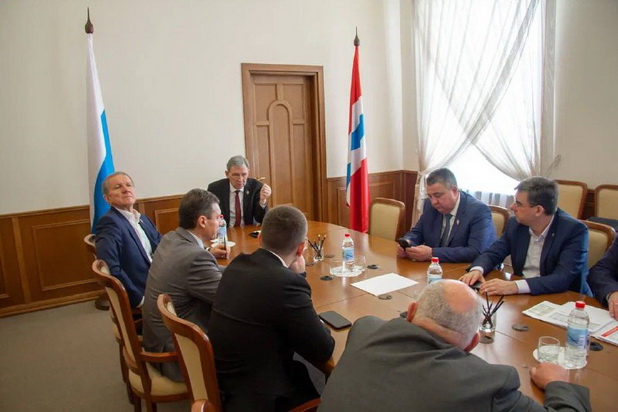 Спикер областного парламента встретился с председателями комитетов и лидерами фракций